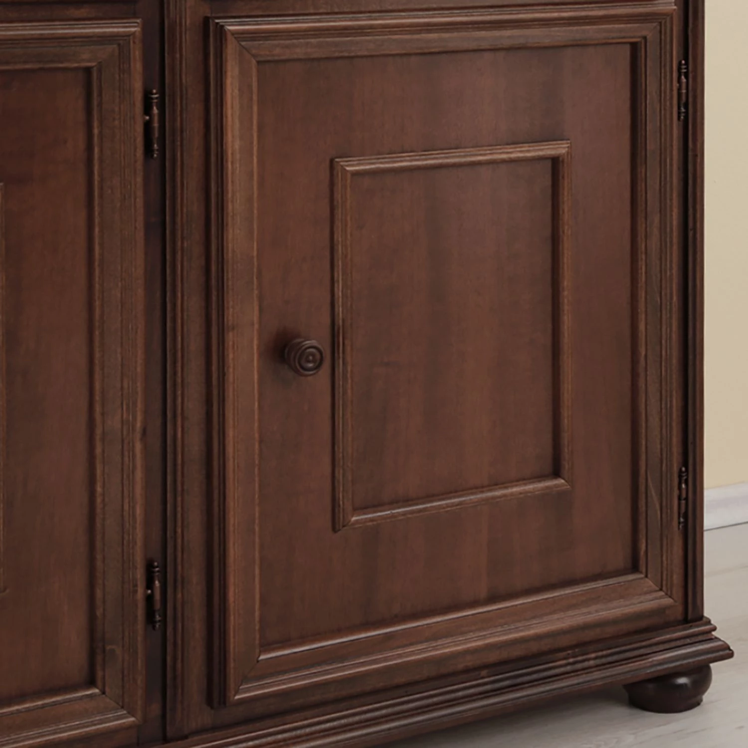 Montreux Buffet Arabella I - Partiellement en tulipier massif -Aspect vieilli teinté et vernis 9 Montreux Buffet Arabella I - Partiellement en tulipier massif -Aspect vieilli teinté et vernis – Image 7