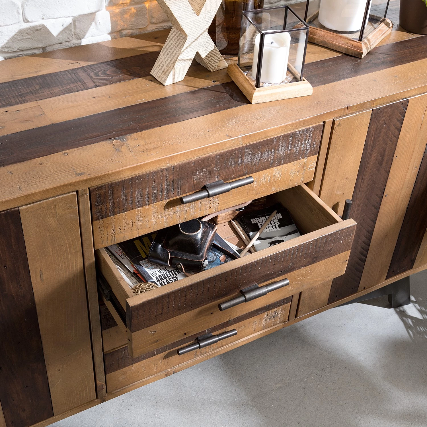 Ars manufacti Buffet Tamati II - Pin massif / Fer - Pin / Noir 13 Ars manufacti Buffet Tamati II - Pin massif / Fer - Pin / Noir – Image 11