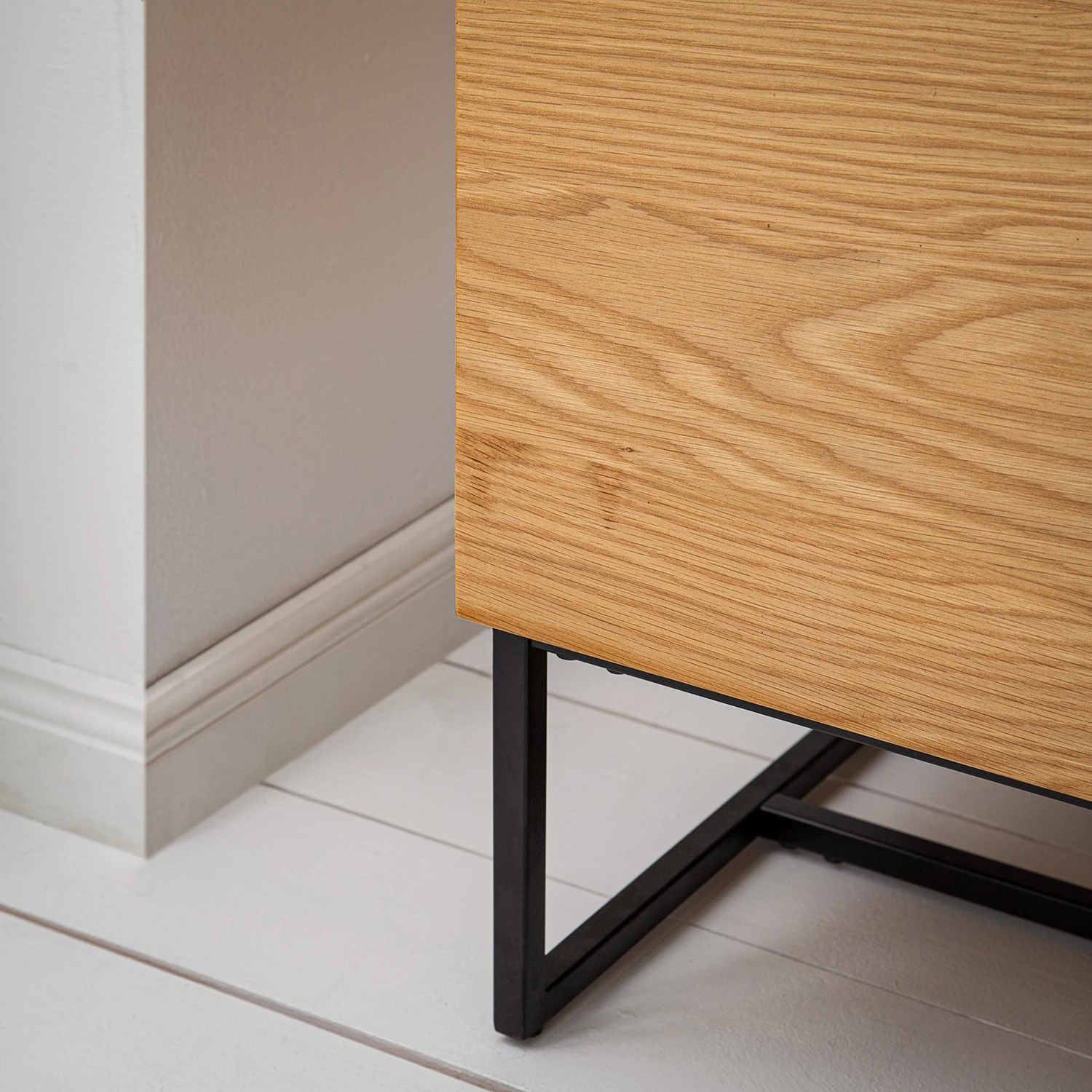 Ars Natura Buffet Nozza I - Placage en bois véritable - Chêne / Noir 15 Ars Natura Buffet Nozza I - Placage en bois véritable - Chêne / Noir – Image 13