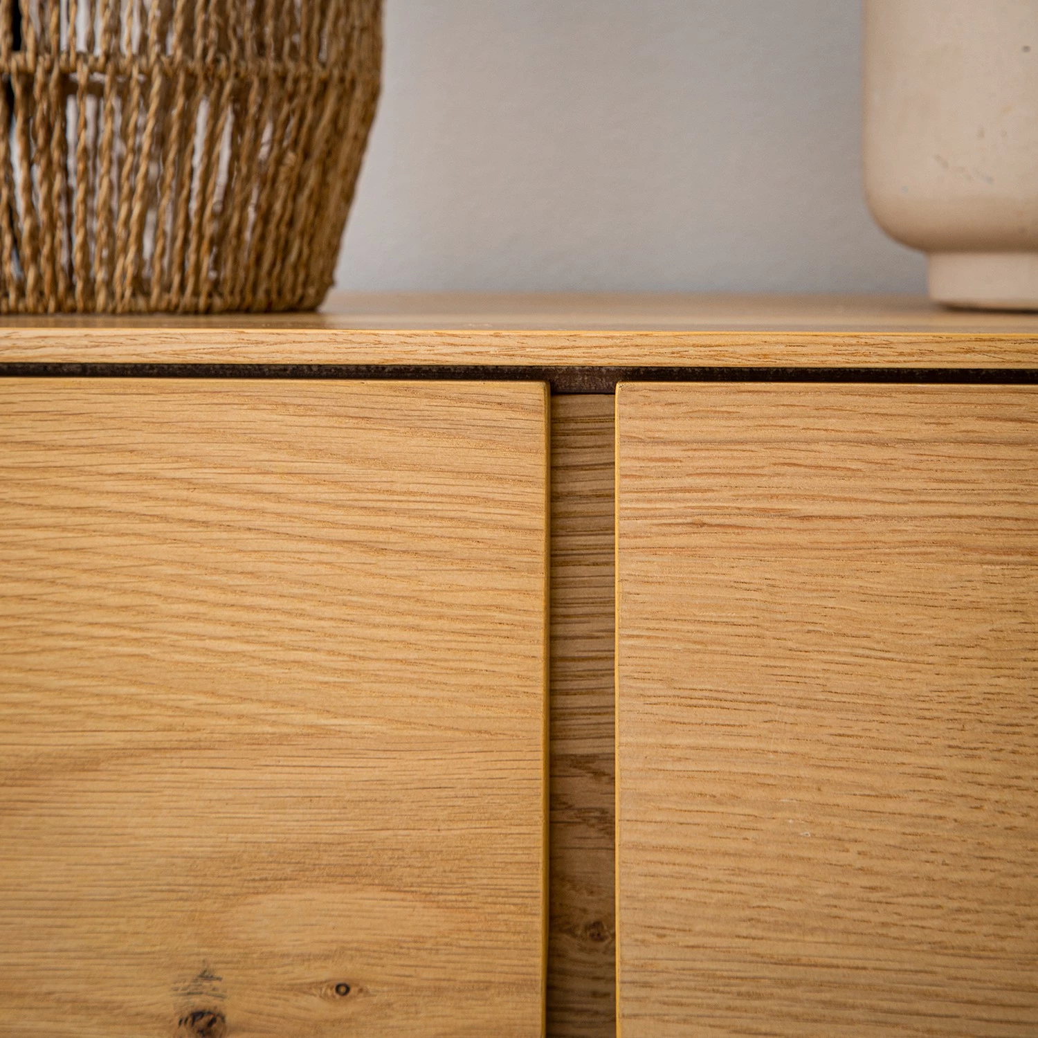 Ars Natura Buffet Nozza I - Placage en bois véritable - Chêne / Noir 16 Ars Natura Buffet Nozza I - Placage en bois véritable - Chêne / Noir – Image 14