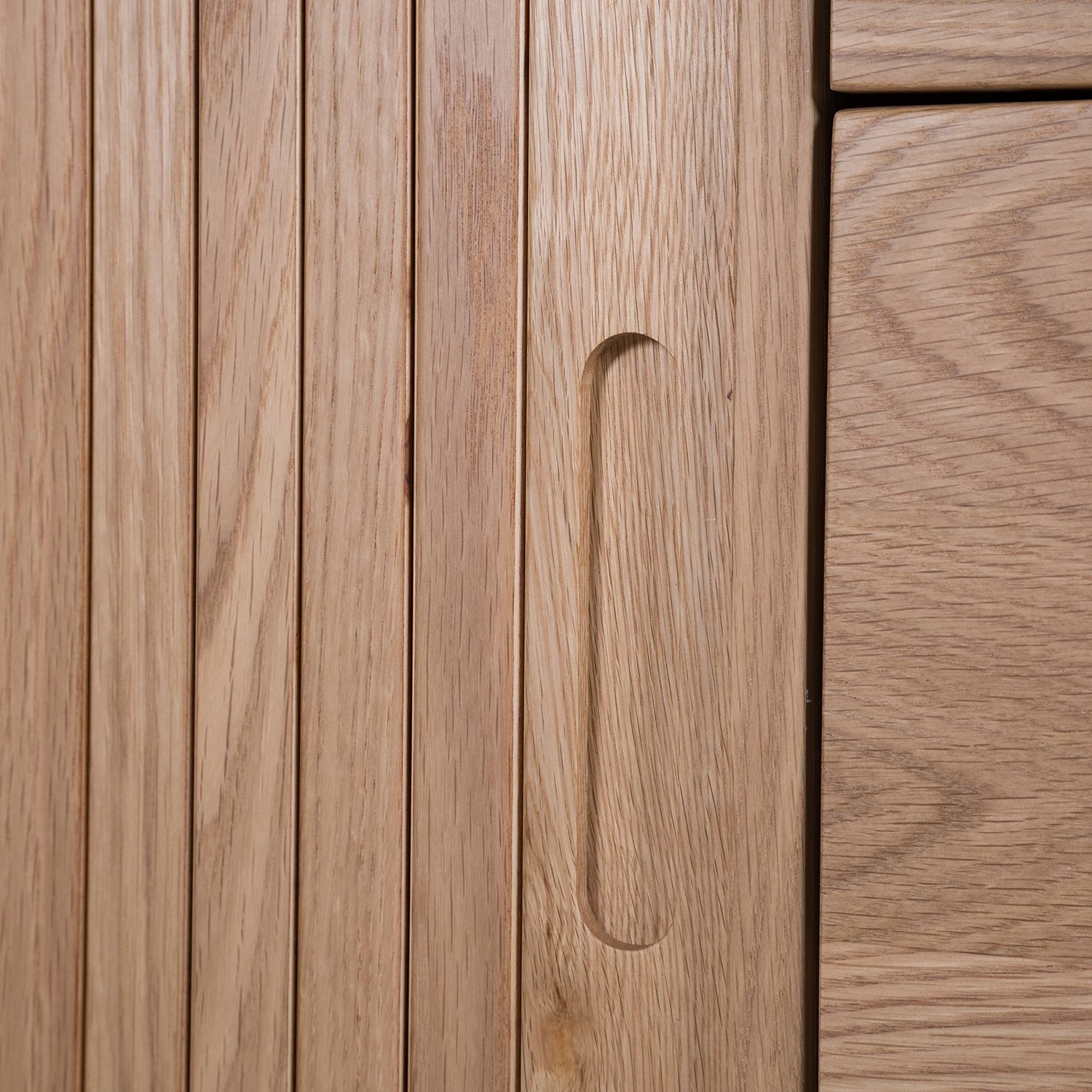 Mørteens Buffet Hanck - Partiellement en chêne massif 24 Mørteens Buffet Hanck - Partiellement en chêne massif – Image 22