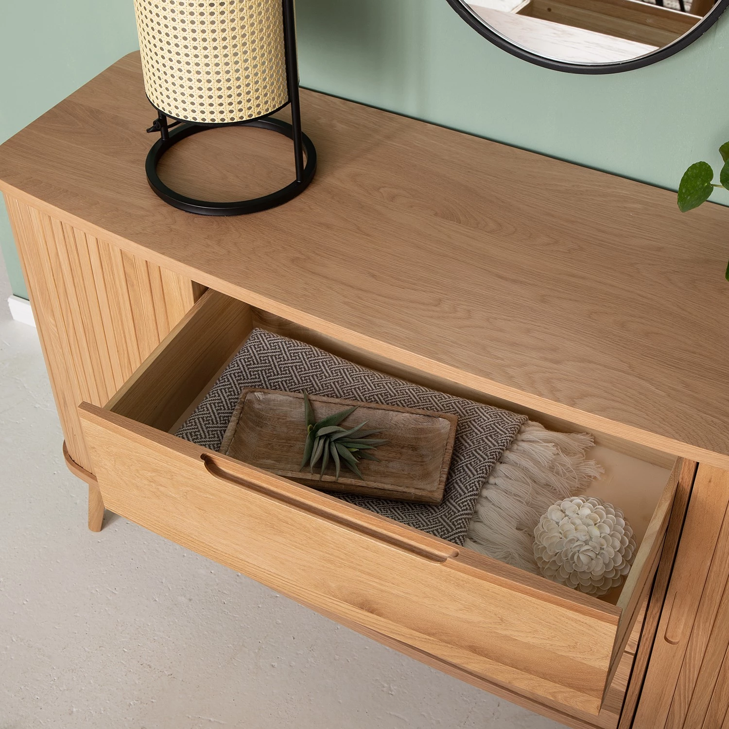 Mørteens Buffet Hanck - Partiellement en chêne massif 10 Mørteens Buffet Hanck - Partiellement en chêne massif – Image 8