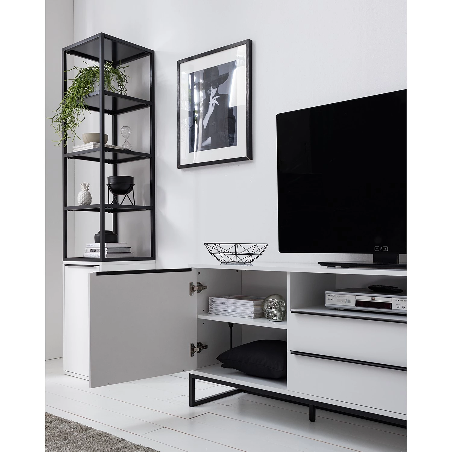 Fredriks Meuble TV White Hall I - Blanc mat / Noir 15 Fredriks Meuble TV White Hall I - Blanc mat / Noir – Image 13