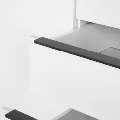 Fredriks Buffet White Hall II - Blanc mat / Noir 33 Fredriks Buffet White Hall II - Blanc mat / Noir -France Enfilades Soldes 2022 1000218367 210420 13405700007 DETAILS P000000001000218367