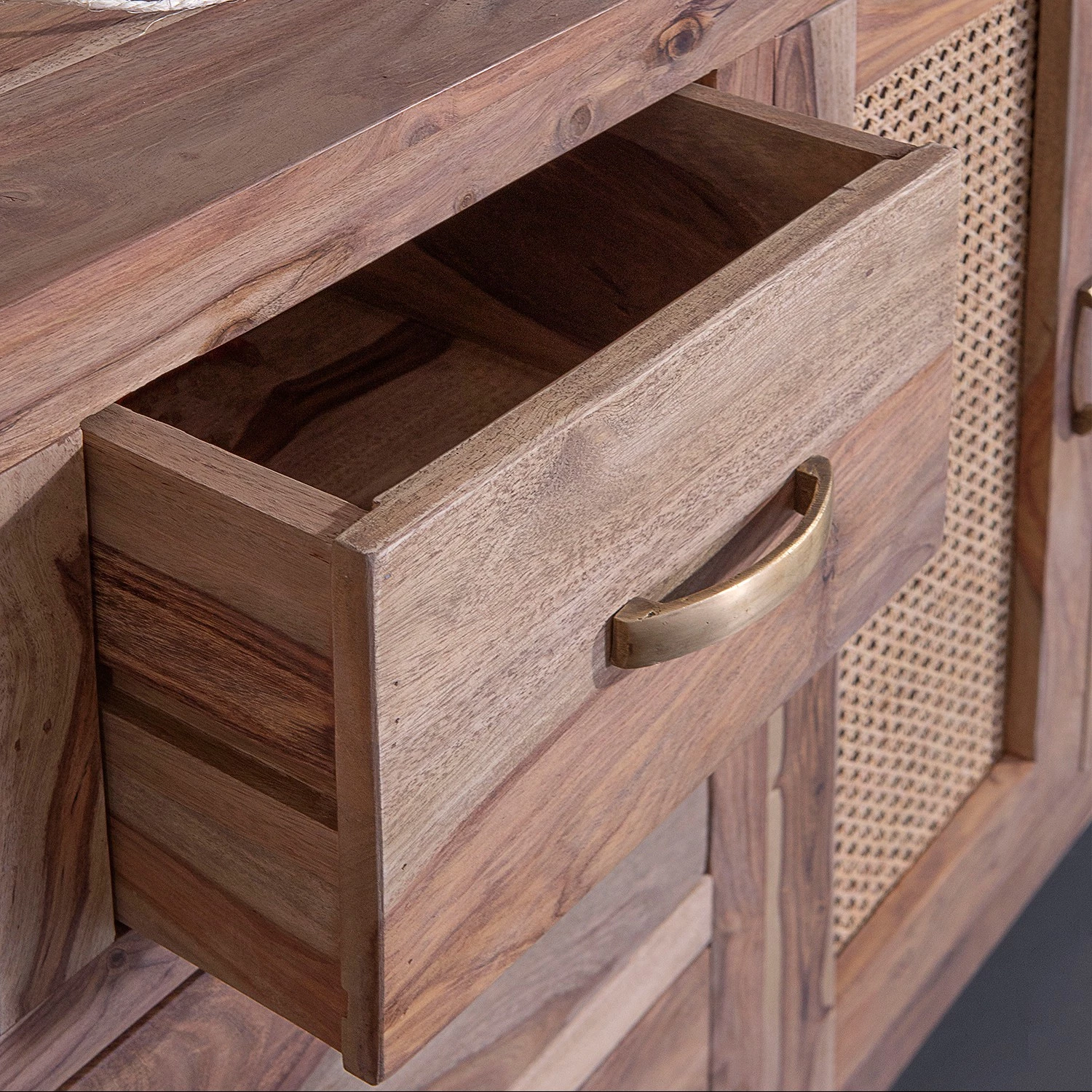 Naturoo Buffet Rodern I - Sheesham massif / Cannage 8 Naturoo Buffet Rodern I - Sheesham massif / Cannage – Image 6