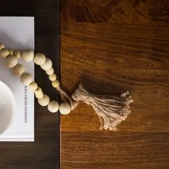 Wolf-Möbel Buffet Bazac - Avec éclairage - Acacia massif - Acacia / Gris foncé -France Enfilades Soldes 2022 1000243213 220311 031 DETAILS P000000001000243213