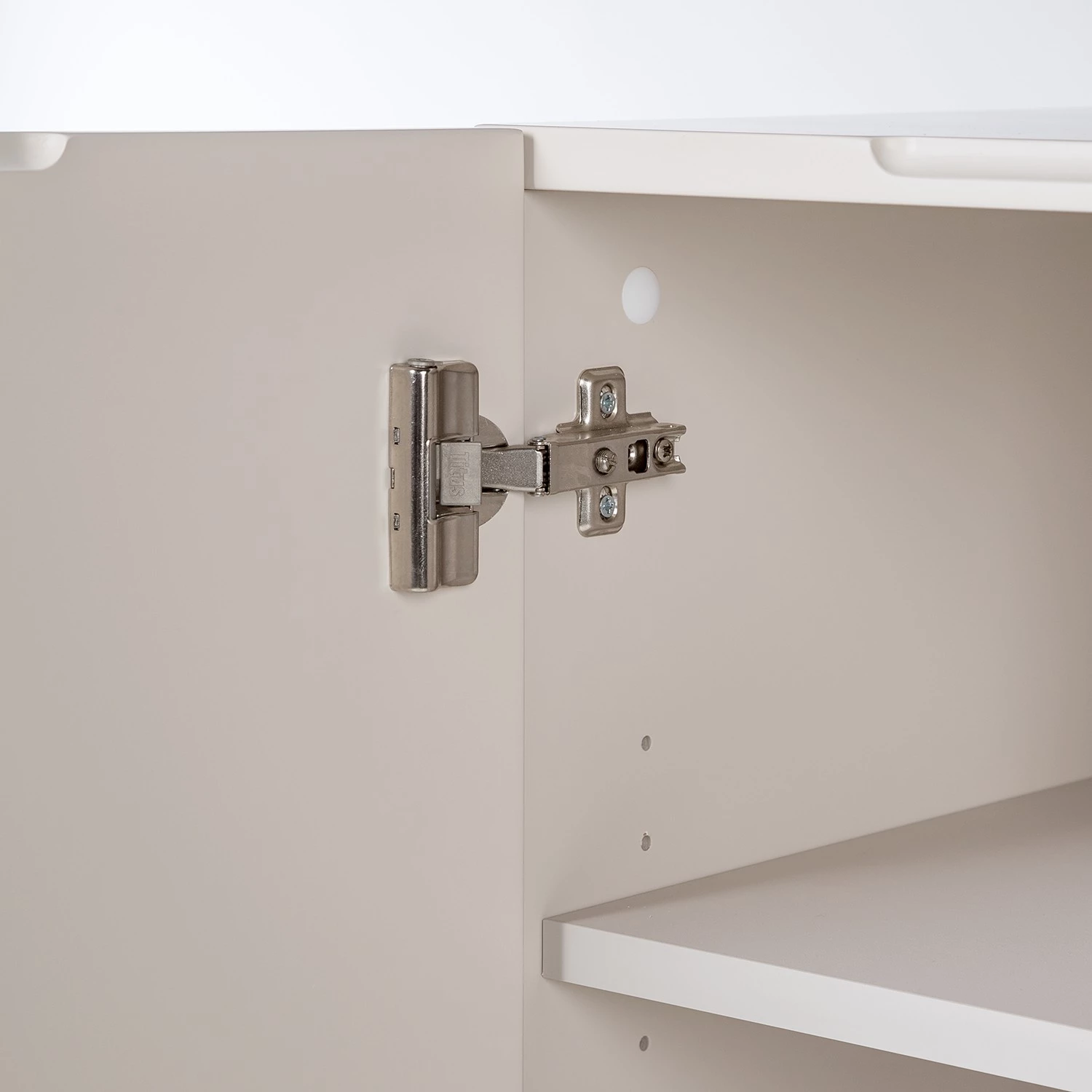 Studio Copenhagen Buffet haut Cooby - Blanc / Chêne 10 Studio Copenhagen Buffet haut Cooby - Blanc / Chêne – Image 8