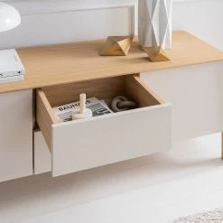 Studio Copenhagen Enfilade Maayka I - Partiellement en chêne massif - Blanc / Chêne clair -France Enfilades Soldes 2022 1000277378 220905 023 MOOD DETAILS P000000001000277378 mood